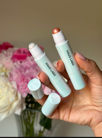 Set Haus Labs Highlighter Sitcks - 2 PCS