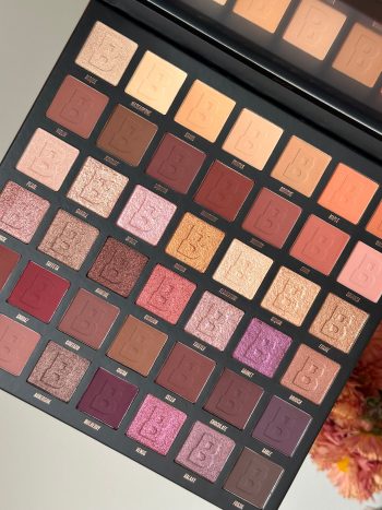By Bay - RICH Eyshadow Palette