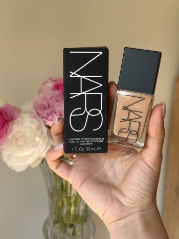 Nars Light Reflecting Foundation - Santa Fe